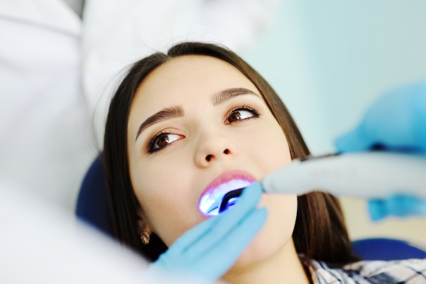 Read more about the article Signs of a Worn Dental Filling